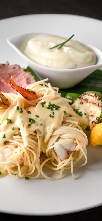Cena Gourmet Mixto Mar y Tierra — Barra libre de Refrescos