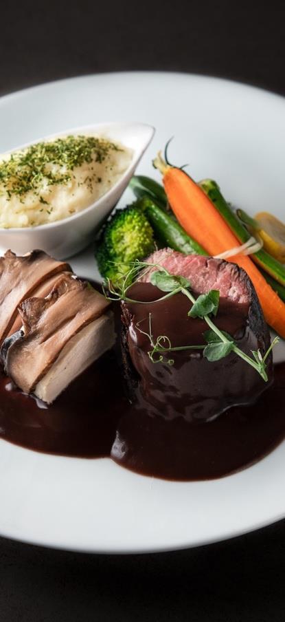 Cena Gourmet Mixto Ave y Filete — Barra libre de Refrescos