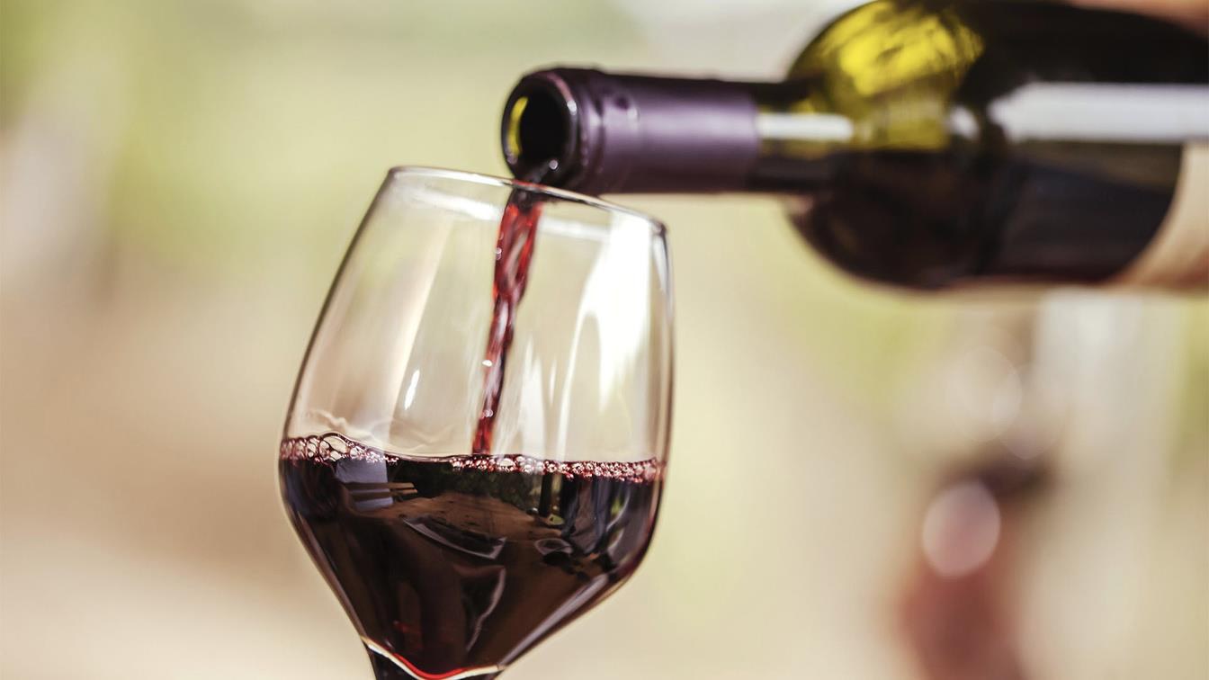 Maridaje de Vino Tinto y Blanco