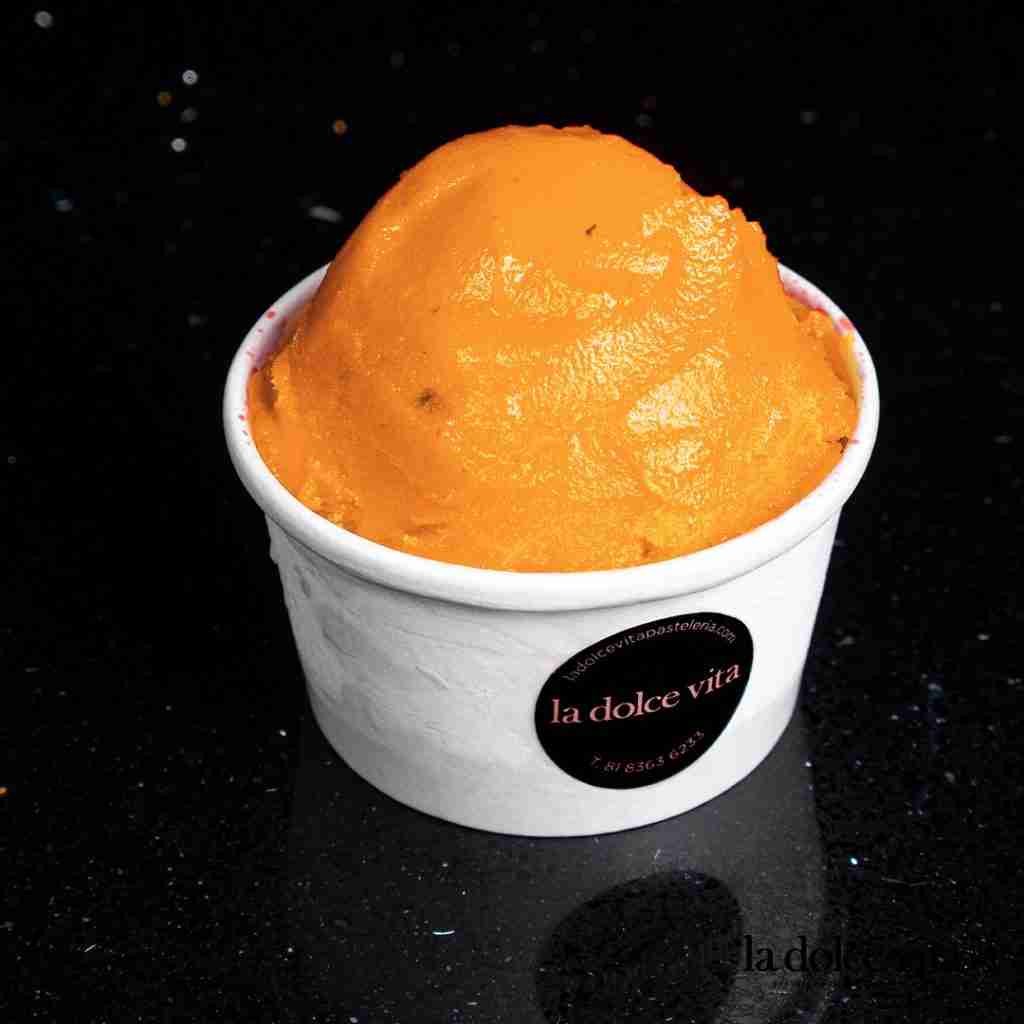 Gelato Mango Chamoy